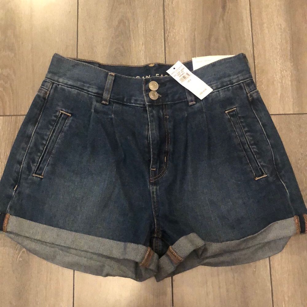 NWT American eagle mom shorts